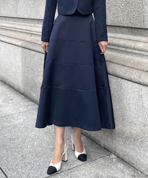 JENNE(ジェンヌ)の「JENNE切り替えスカート(スカート・レディース・ブラック/ネイビー・LARGE/MEDIUM/SMALL)」の2枚目の写真
