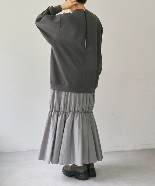 ear PAPILLONNER（イアパピヨネ）の「ドッキング刺繍ワンピース【SUM1 STYLE】（ワンピース・レディース・グレー・FREE）」の8枚目の写真