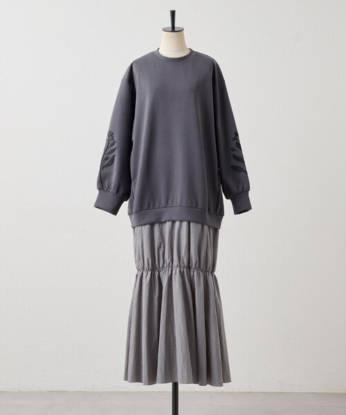 ear PAPILLONNER（イアパピヨネ）の「ドッキング刺繍ワンピース【SUM1 STYLE】（ワンピース・レディース・グレー・FREE）」の14枚目の写真