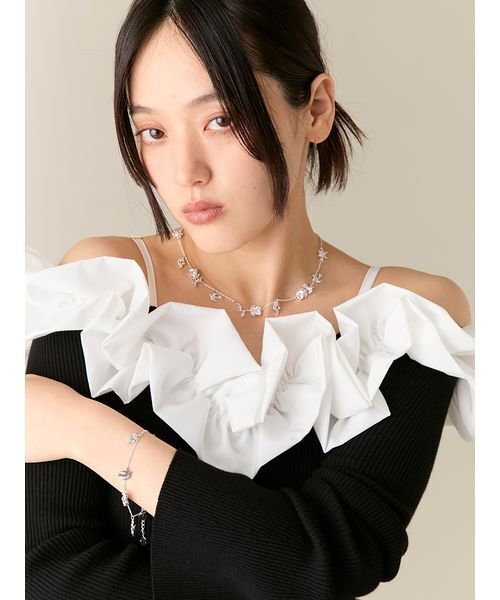 LILY BROWN（リリーブラウン）の「Lilywingビジューフラワーネックレス（ネックレス・レディース・シルバー/ゴールド・F）」の7枚目の写真