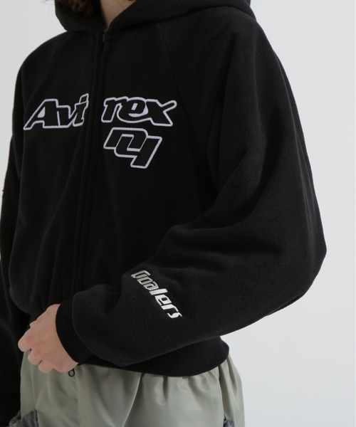MOUSSY（マウジー）の「《AVIREX×MOUSSY》FLEECE HOODIE（パーカー・レディース・ブラック/グレー/レッド・F）」の21枚目の写真