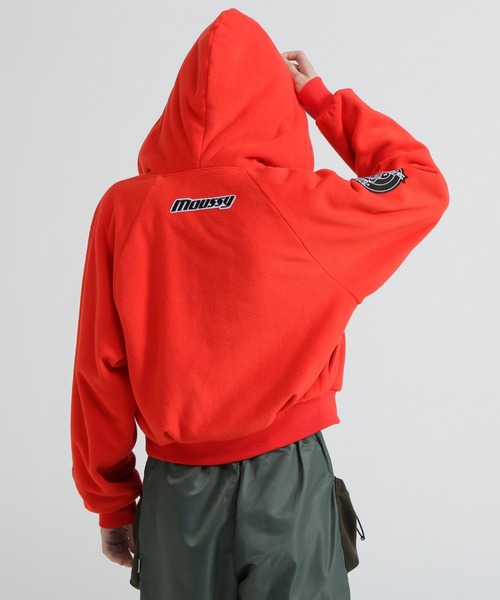 MOUSSY（マウジー）の「《AVIREX×MOUSSY》FLEECE HOODIE（パーカー・レディース・ブラック/グレー/レッド・F）」の6枚目の写真