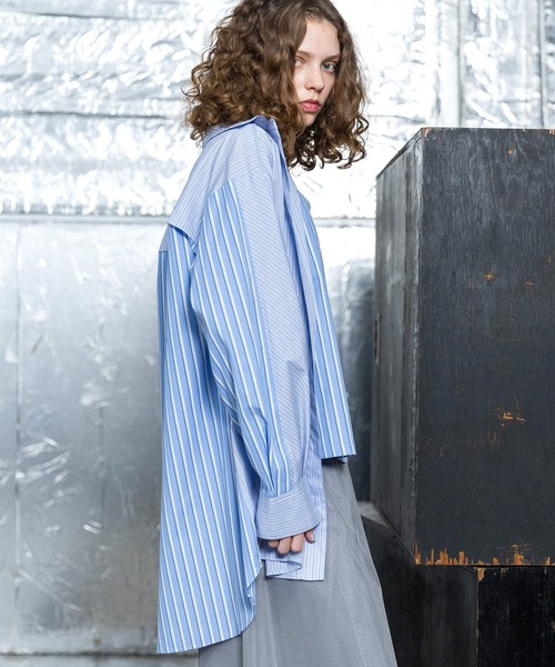 AULA AILA（アウラアイラ）の「ストライプシャツ&キャミソールセット（シャツ/ブラウス・レディース・グレー/ブルー/ピンク・0）」の4枚目の写真