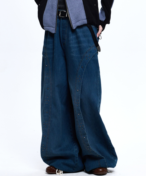 RSSC(アールエスエスシー)の「RIVET BALLOON DENIM PANTS - DENIM(デニムパンツ・レディース・その他・1/2)」の1枚目の写真