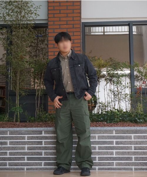 MUSINSA STANDARD（ムシンサスタンダード）の「[シティレジャー] ワイドベルトカーゴパンツ [カーキ]（スウェットパンツ・メンズ・その他・40/38/42/36/34/32/30/26/27/28/29/31/33）」の22枚目の写真