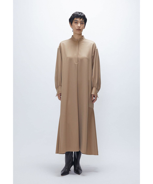 【極美品】 プルミエアロンディスモン 23AW ウールサテンシャツワンピース 黒 極美品】 プルミエアロンディスモン 23AW ウールサテンシャ