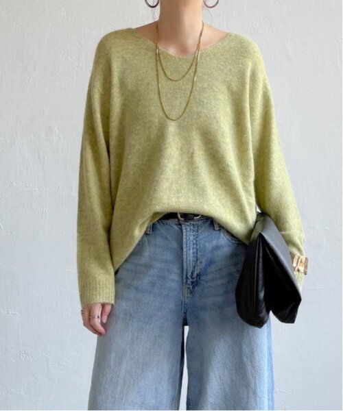 LBC（エルビーシー）の「アンゴラコンVネックニット（ニット/セーター・レディース・ベージュ/パープル/グリーン/ライトブルー/グレー・M/L）」の4枚目の写真