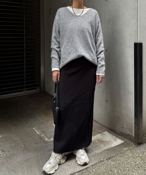 LBC（エルビーシー）の「アンゴラコンVネックニット（ニット/セーター・レディース・ベージュ/パープル/グリーン/ライトブルー/グレー・M/L）」の11枚目の写真