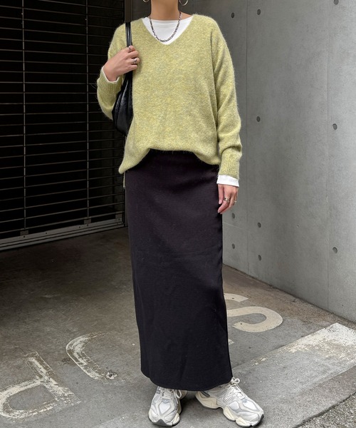 LBC（エルビーシー）の「アンゴラコンVネックニット（ニット/セーター・レディース・ベージュ/パープル/グリーン/ライトブルー/グレー・M/L）」の13枚目の写真