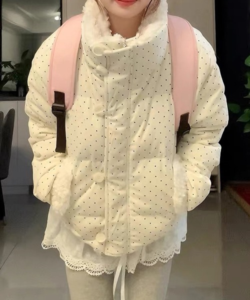 Nia(ニア)の「Nia(ニア)/ドット柄 中綿ジャケット(ダウンジャケット/コート・レディース・ホワイト・MEDIUM/SMALL)」の9枚目の写真