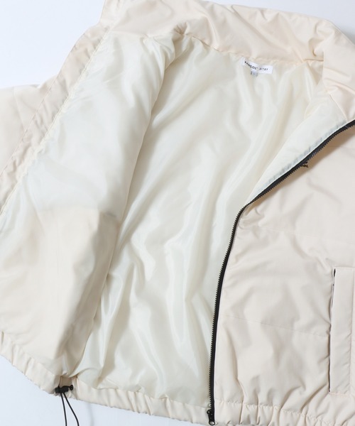 KANGOL(カンゴール)の「KANGOL/カンゴール 別注 オーバーサイズ ワンポイント刺繍 パファージャケット パデッドジャケット ファイバーダウンジャケット レディース メンズ(ダウンジャケット/コート・メンズ・ブラック/ブラウン/アイボリー・M/XL/L)」の17枚目の写真
