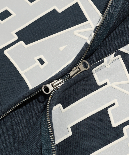 NICE GHOST CLUB（ナイスゴーストクラブ）の「3STARS HATE HOODIE ZIP UP_NAVY(NG2EFUM481A)（パーカー・レディース・ネイビー・SMALL/MEDIUM/LARGE）」の5枚目の写真