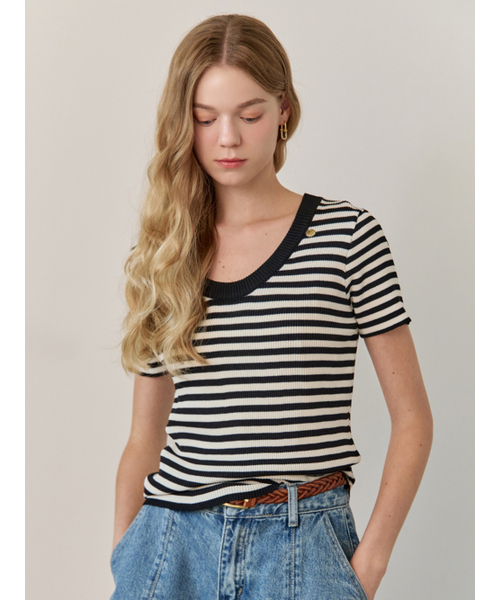 MAXZA(マージャコレクション)の「ストライプパターンUネック半袖ニット(ジェットブラック)(Tシャツ/カットソー・レディース・ブラック・FREE)」の4枚目の写真