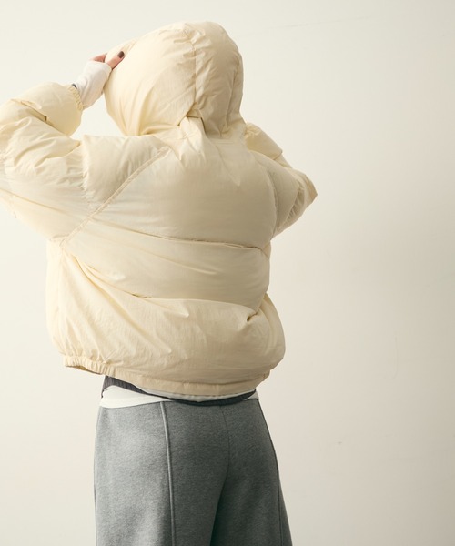 Trish（トリッシュ）の「フードパフィーショートジャケット（ダウンジャケット/コート・レディース・ブラック/ホワイト/ブラウン・FREE）」の18枚目の写真