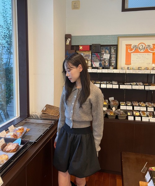 FREE'S MART（フリーズマート）の「◆金ボタン前あきポロニット（ニット/セーター・レディース・グレー/ネイビー/ホワイト/ブラウン/ライトグリーン・FREE）」の7枚目の写真