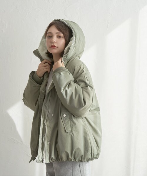 notch.(ノッチ)の「フードボアバルーンブルゾン(ブルゾン・レディース・ブラック/カーキ・M)」の9枚目の写真