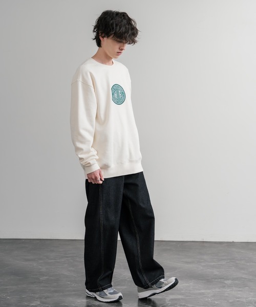 HUF(ハフ)の「HUF ハフ TRANSIT AUTHORITY CREWNECK オーバーサイズ裏起毛トレーナースウェット(スウェット・メンズ・ブラック/オフホワイト・M/L/XL)」の6枚目の写真
