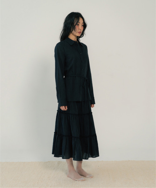 ZIZEMUSEUM(ジゼミュージアム)の「JACQUARD TIERED SKIRT (BLACK)(スカート・レディース・その他・SMALL/MEDIUM/LARGE)」の4枚目の写真