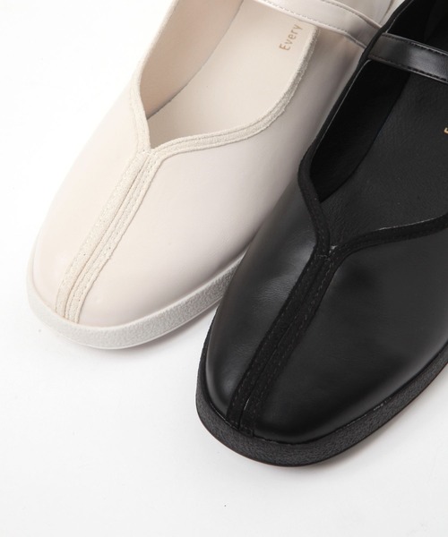 studio CLIP（スタディオクリップ）の「ワンストラップアソートスニーカー（スニーカー・レディース・ブラック/オフホワイト/その他1・MEDIUM/LARGE）」の16枚目の写真