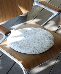 DULTON（ダルトン）の「MOUTON CHAIR PAD CRIMP/ウール 椅子クッション チェアパッド（クッション/クッションカバー）」
