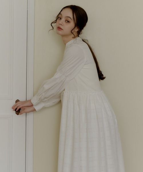 OLUN(オルン)の「docking layered onepiece/ドッキングレイヤードワンピース(ワンピース・レディース・ブラック/アイボリー・SMALL/X-SMALL/FREE)」の14枚目の写真