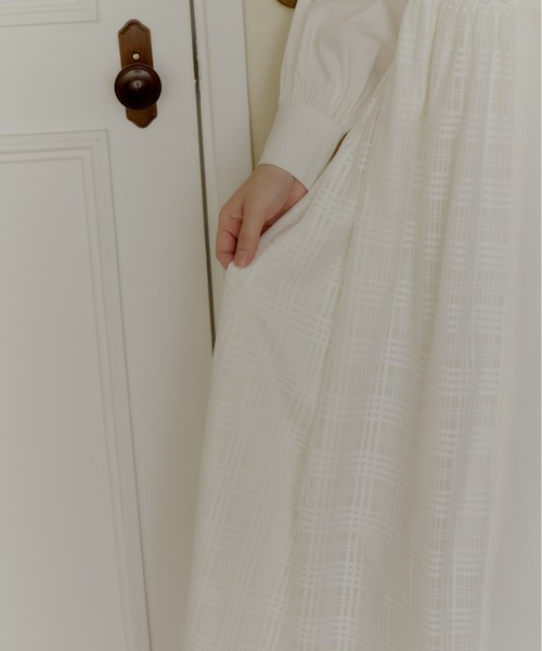 OLUN(オルン)の「docking layered onepiece/ドッキングレイヤードワンピース(ワンピース・レディース・ブラック/アイボリー・SMALL/X-SMALL/FREE)」の19枚目の写真