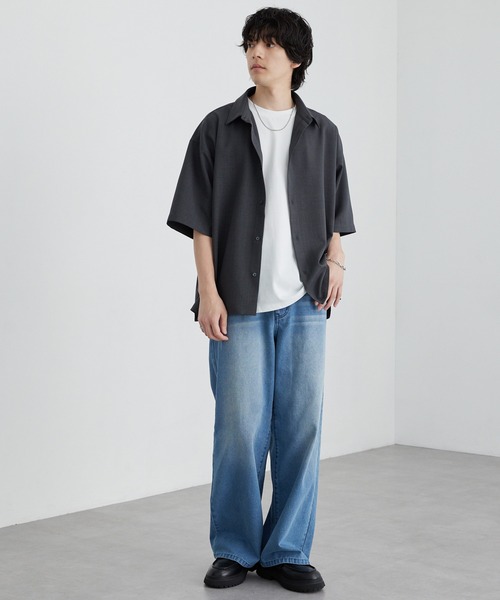MONO-MART(モノマート)の「ハイツイステッドツイル サイドスリット レギュラーカラー 半袖シャツ/速乾&UVカット&イージーケア【セットアップ対応】(シャツ/ブラウス・メンズ・オフホワイト/ダークネイビー/モカ/ダークグレー/グレイッシュベージュ/グレー系・S/L/M)」の19枚目の写真