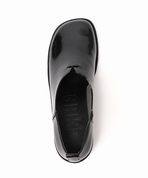 GRISE（グリーズ）の「GRISEオブリークマニッシュ（その他シューズ・レディース・ブラック/アイボリー・24cm/23.5cm/23cm/22.5cm/22cm/25cm/24.5cm）」の9枚目の写真