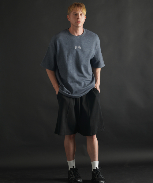 PHERMENON(フェルメノン)の「スーパーロゴオーバーサイズ半袖Tシャツ - ブルーグレー(Tシャツ/カットソー・メンズ・その他・1/2)」の3枚目の写真