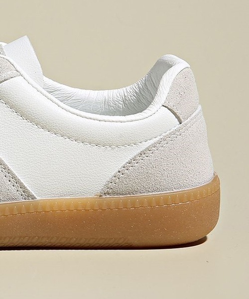 c.u.l（シーユーエル）の「ローカット ジャーマントレーナー スニーカー culs184（スニーカー・レディース・アイボリー/ブラック・39/38/37/36）」の14枚目の写真