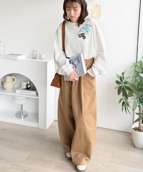 classicalelf(クラシカルエルフ)の「ゆるさの中に「ちょうどいい」お洒落感!綿100%刺繍ワッペンドルマンロンTEE(長袖)(Tシャツ/カットソー・レディース・オートミール/ホワイト/ブラック・SMALL/MEDIUM/LARGE/X-LARGE)」の14枚目の写真
