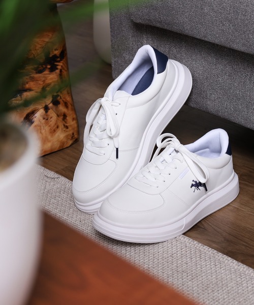 POLOCHAMPS(ポロチャンプス)の「POLOCHAMPS レトロテニスシューズ(スニーカー・メンズ・ホワイト×ネイビー/ホワイト×グリーン/ブラック/ホワイト×シルバー・26.5cm/26.0cm/25.5cm/25.0cm/28.0cm/27.0cm)」の2枚目の写真