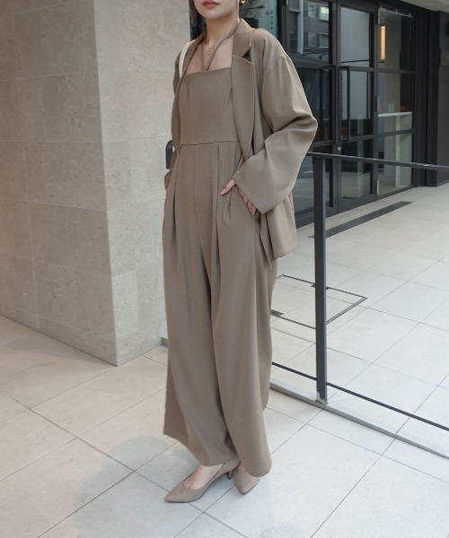 CORNERS(コーナーズ)の「ジャケットオールインワンセットアップ【オケージョン・フォーマル対応可】(スーツセット・レディース・グレー/ブラック/ベージュ・M/L)」の6枚目の写真