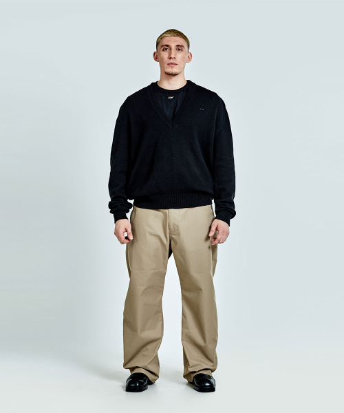 51%（フィフティーワンパーセント）の「V neck Knit - Black（ニット/セーター・メンズ・その他・M/L）」の2枚目の写真
