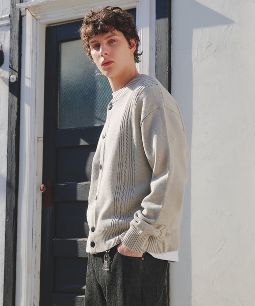 Regen Glanz（レーゲングランツ）の「eyelet design knit cardigan / アイレットデザインニットカーディガン（カーディガン/ボレロ・メンズ・グレー/パープル系その他・MEDIUM/LARGE/SMALL）」の4枚目の写真