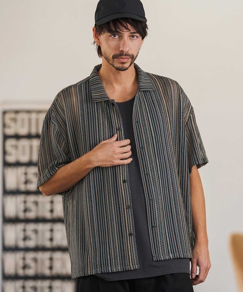 CAMBIO(カンビオ)の「mhs2514- Valfas Lace Multi Stripe Short Sleeve Shirts ショートスリーブシャツ(PF-261-015)(シャツ/ブラウス・メンズ・カーキ/ナチュラル・M/L)」の3枚目の写真
