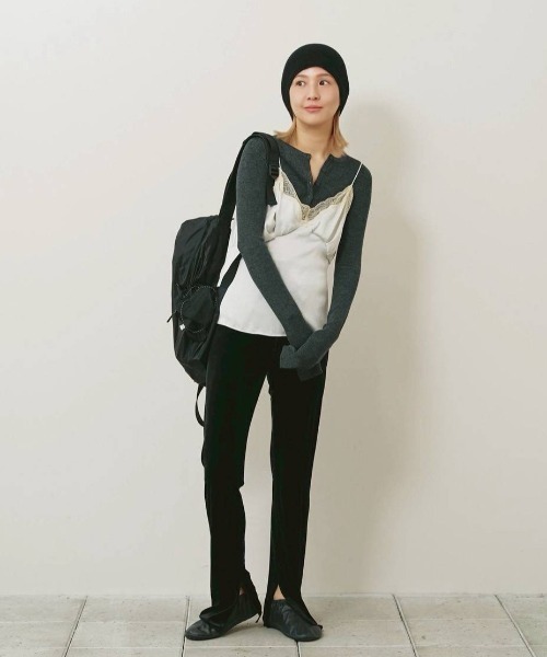 TODAYFUL(トゥデイフル)の「Silkwool Knit Cardigan(カーディガン/ボレロ・レディース・ダークブラウン/キナリ/チャコールグレー・FREE)」の4枚目の写真