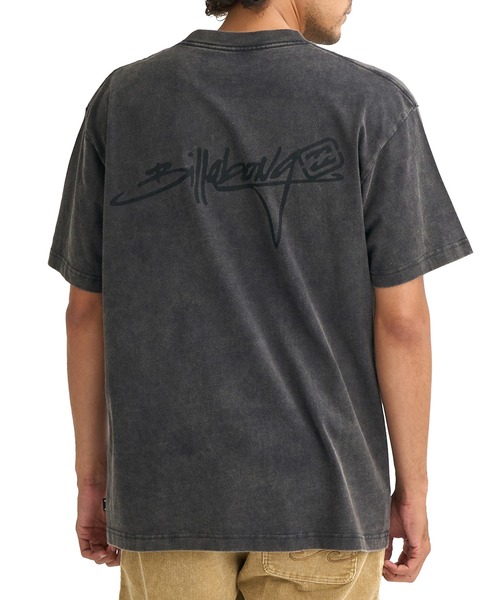 BILLABONG(ビラボン)の「BILLABONG メンズ 【OVER FIT】SCRIPT LOGO Tシャツ 【2026年春夏モデル】 BG011206(Tシャツ/カットソー・メンズ・オフホワイト/オレンジ/スミクロ・L/M)」の7枚目の写真