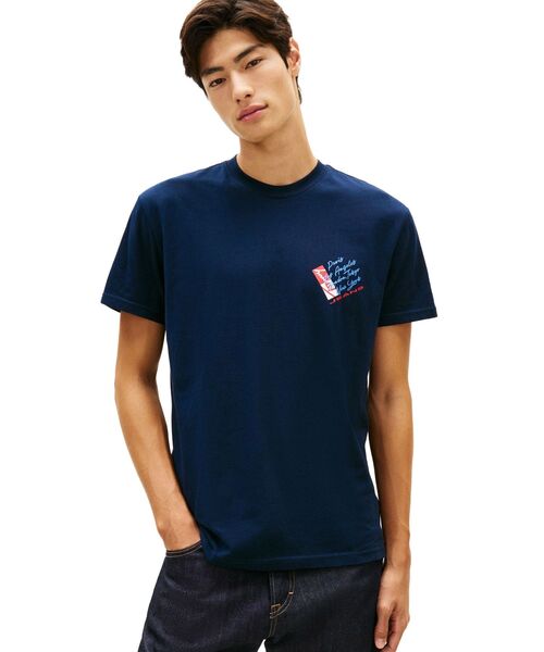 tommy jeans(トミー ジーンズ)の「サインシフトレギュラーショートスリーブTシャツ(Tシャツ/カットソー・メンズ・マルチ/ライトグレー系1・X-LARGE/SMALL/MEDIUM/X-SMALL/LARGE)」の1枚目の写真