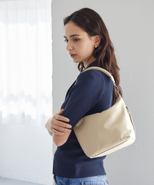 green label relaxing(グリーンレーベルリラクシング)の「<PARTE>2WAY フナガタ バッグ M / ショルダーバッグ はっ水(ショルダーバッグ・レディース・ナチュラル/ブラウン/ブラック/モカ・FREE)」の4枚目の写真