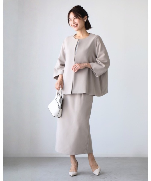 Ehre style（エーレスタイル）の「【2点セット】セレモニーに最適！今どきスーツ スカートVer. 脱！いつものスーツ（スーツセット・レディース・ネイビー/ベージュ/ブラック・S/XL/L/M）」の2枚目の写真