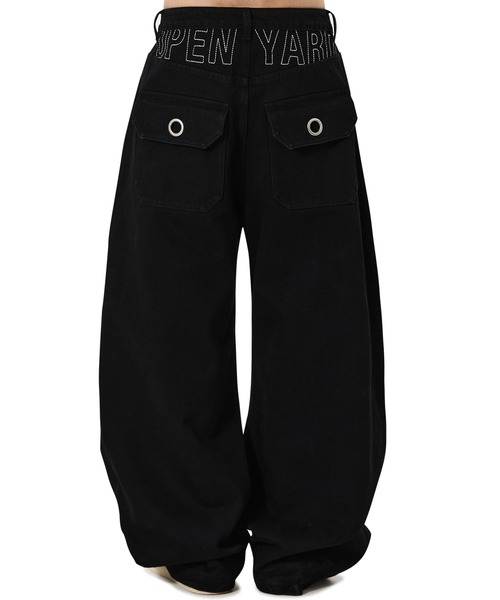 OY（オーワイ）の「『OY/オーワイ』TUCK WIDE VOLUME PANTS/タックワイドボリューム パンツ（その他パンツ・メンズ・ブラック・L/M/S）」の4枚目の写真