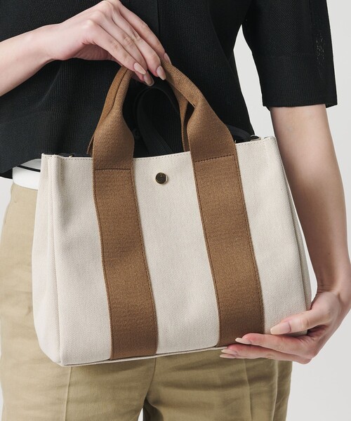 VIOLAd'ORO(ヴィオラドーロ)の「<VIOLAd’ORO>GINO キャンバス トートバッグ M(トートバッグ・レディース・ブラウン系/ライム・FREE)」の15枚目の写真