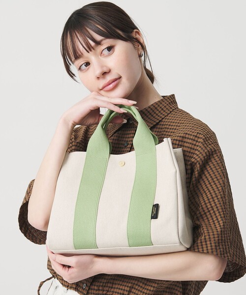 VIOLAd'ORO(ヴィオラドーロ)の「<VIOLAd’ORO>GINO キャンバス トートバッグ M(トートバッグ・レディース・ブラウン系/ライム・FREE)」の16枚目の写真