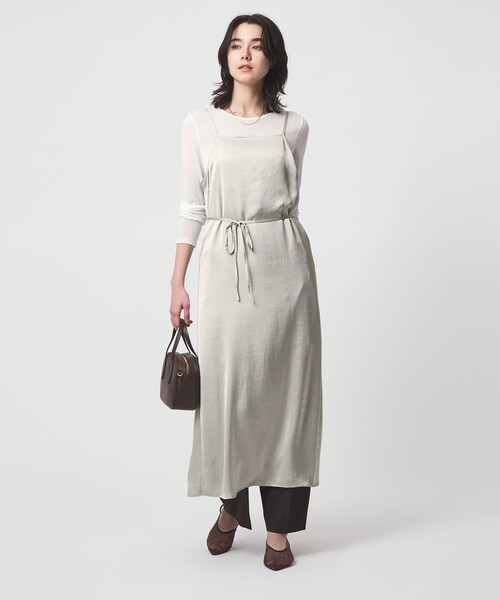 green label relaxing（グリーンレーベルリラクシング）の「ライトサテン キャミソール ワンピース（ワンピース・レディース・ブラック/オフホワイト/ダークブラウン・FREE）」の20枚目の写真