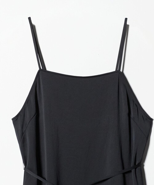 green label relaxing（グリーンレーベルリラクシング）の「ライトサテン キャミソール ワンピース（ワンピース・レディース・ブラック/オフホワイト/ダークブラウン・FREE）」の16枚目の写真