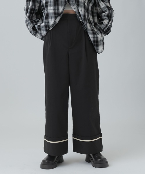 LEPSIM（レプシィム）の「ターンナップ配色ラインパンツ　637618（その他パンツ・レディース・グレイッシュベージュ/ブラック・MEDIUM/LARGE）」の3枚目の写真