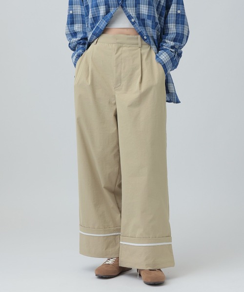 LEPSIM（レプシィム）の「ターンナップ配色ラインパンツ　637618（その他パンツ・レディース・グレイッシュベージュ/ブラック・MEDIUM/LARGE）」の9枚目の写真