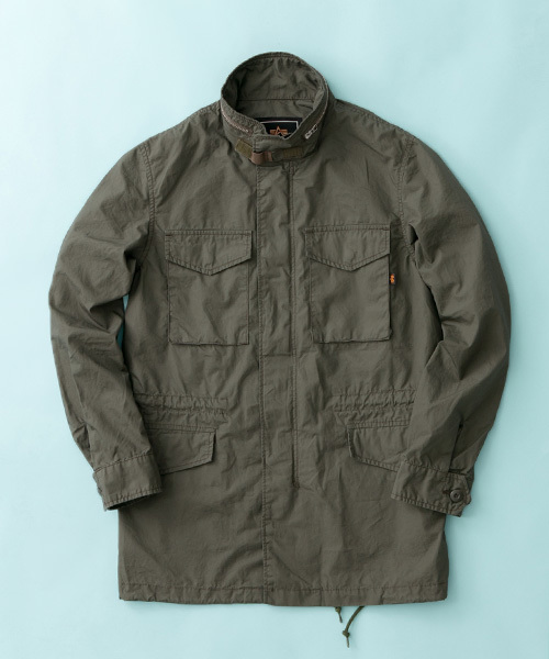 Alpha Industries(アルファインダストリーズ)の「ALPHA INDUSTRIES×URBAN RESEARCH iD 別注M-65COAT(ミリタリージャケット・メンズ・ベージュ/カーキ・SMALL/LARGE/MEDIUM)」の2枚目の写真
