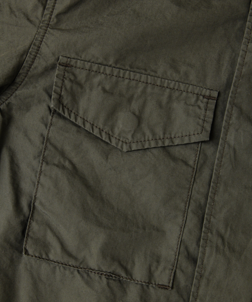 Alpha Industries(アルファインダストリーズ)の「ALPHA INDUSTRIES×URBAN RESEARCH iD 別注M-65COAT(ミリタリージャケット・メンズ・ベージュ/カーキ・SMALL/LARGE/MEDIUM)」の10枚目の写真